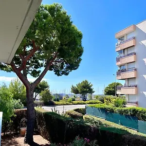 Parking + Piscine, Confort, Proche Aeroport & Apartamento Saint-Laurent-du-Var